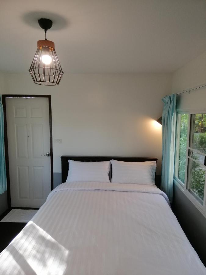 Sameikei Homestay Фрае Екстериор снимка