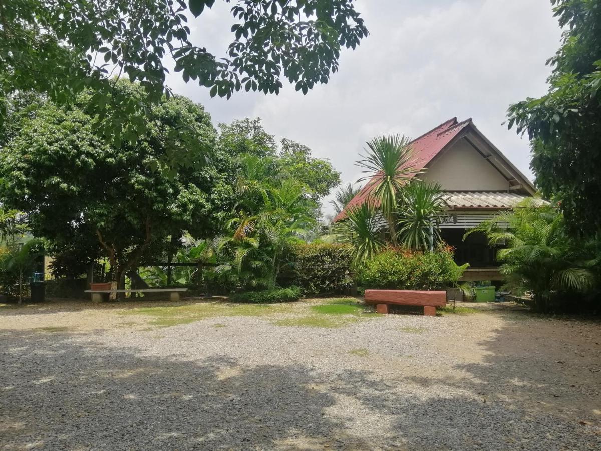 Sameikei Homestay Фрае Екстериор снимка